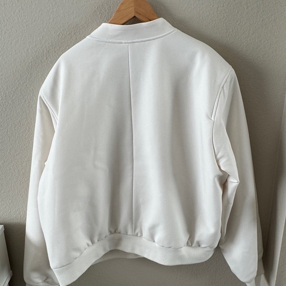 Abercrombie & Fitch Cream Bomber Jacket - Picture 2 of 3